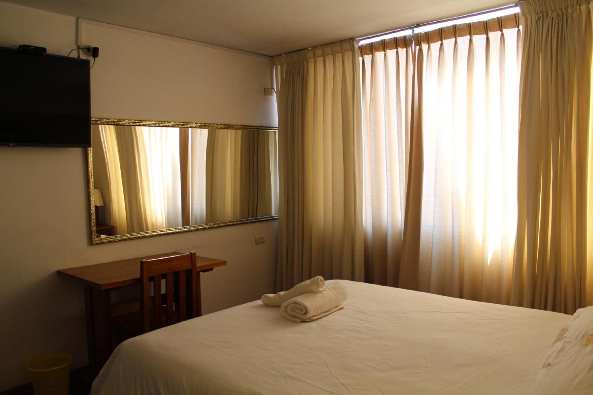 Kaaro Hotel El Buho Puno Bagian luar foto